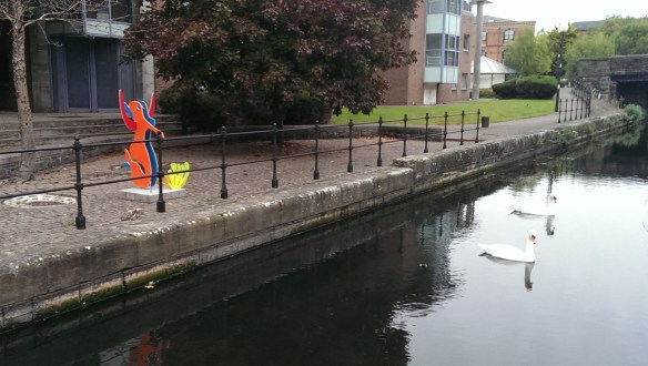 Aardvark & swans [2]