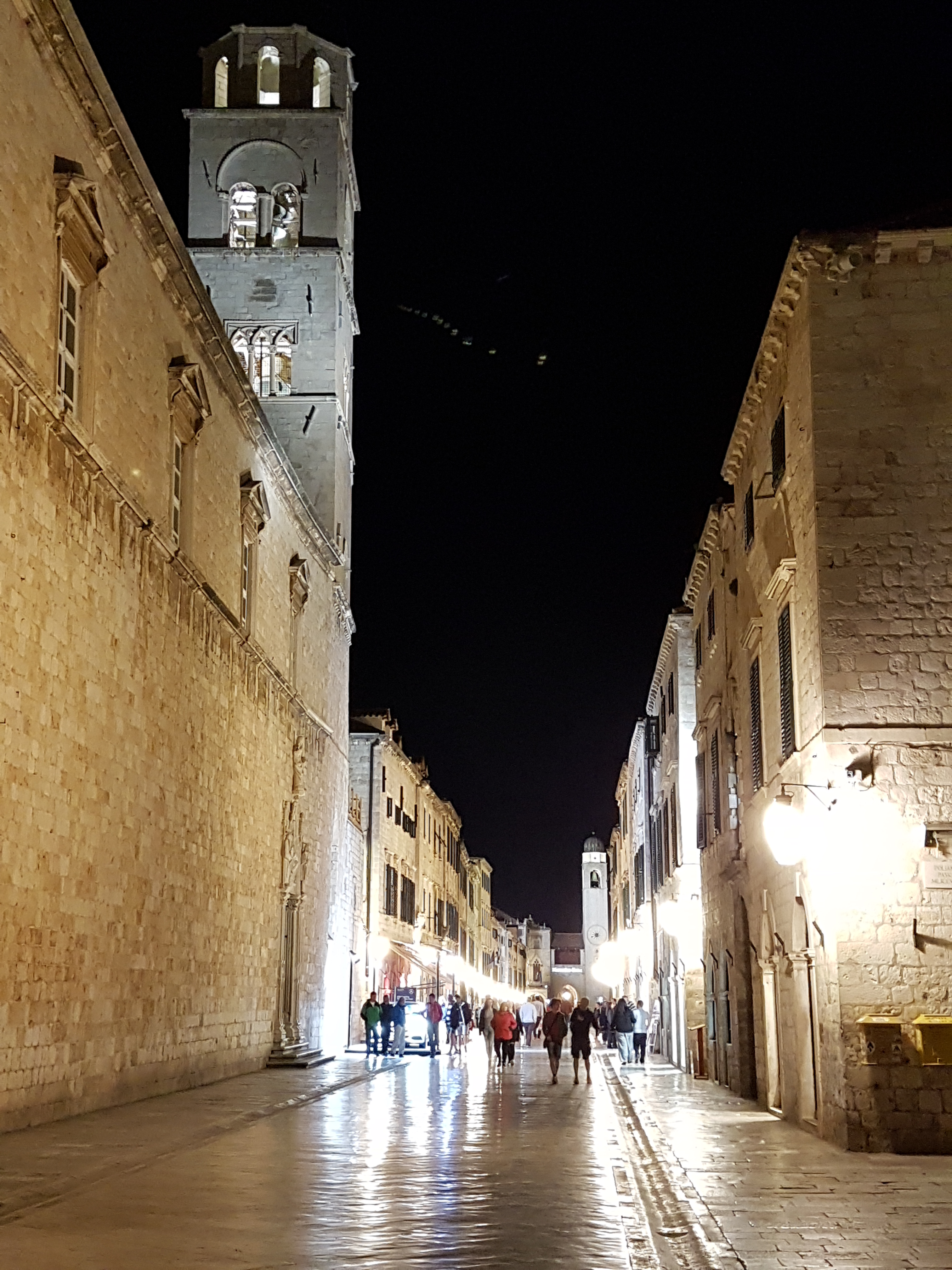 Stradun at night [1]