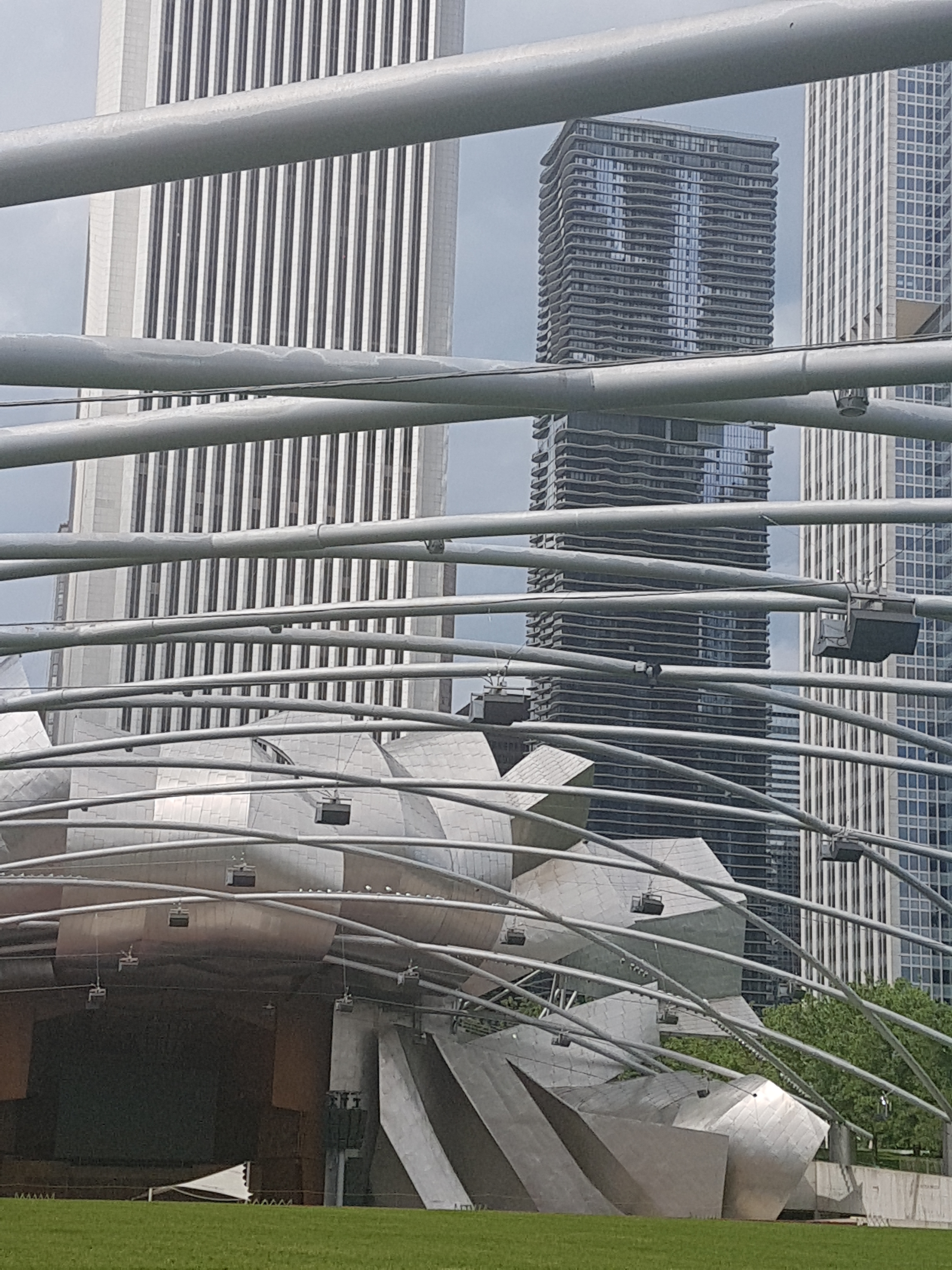 Millenium Park Pritzker Pavilion [4]