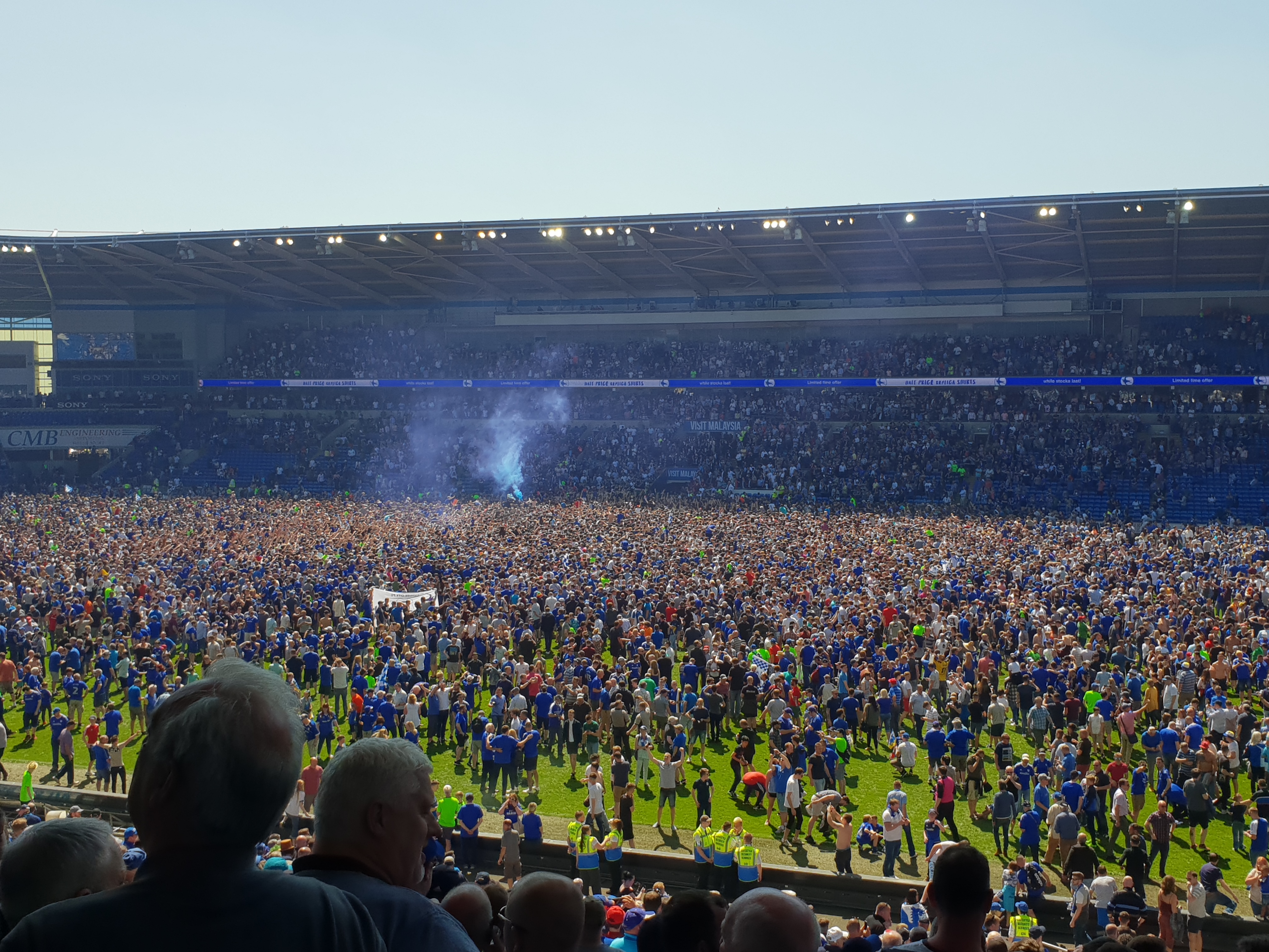 Pitch invasion [2]