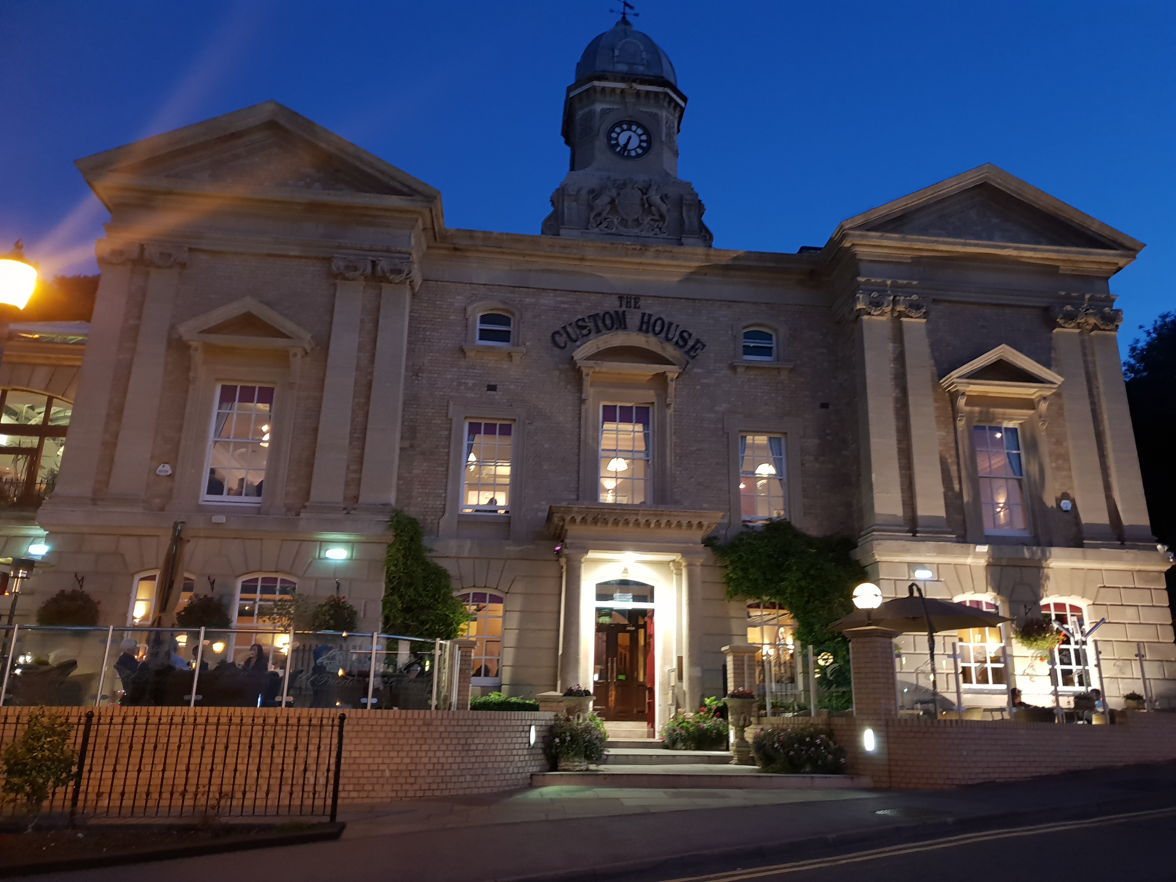 Custom House building