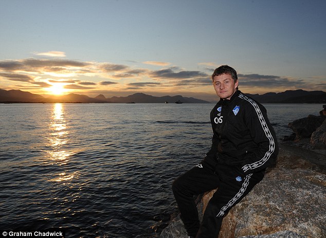 1545257933_405_The-power-behind-the-baby-faced-assassin-amp-39-Ole-Gunnar-Solskjaer